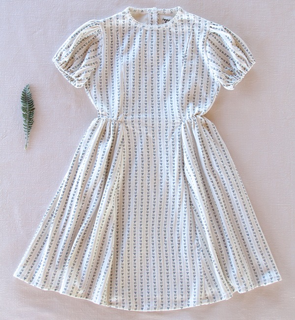 [IVER &amp; ISLA]Vintage Puff Dress - Wallpaper Lace Floral
